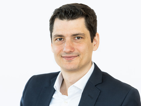 Dominik Schmid